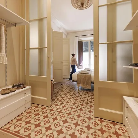 Apartamento Bravissimo Ciutadans B, 4-bedroom Barri Vell *