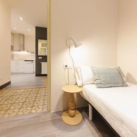 Bravissimo Ciutadans B, 4-bedroom Barri Vell Apartamento *