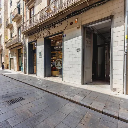 Bravissimo Ciutadans B, 4-bedroom Barri Vell Apartamento *